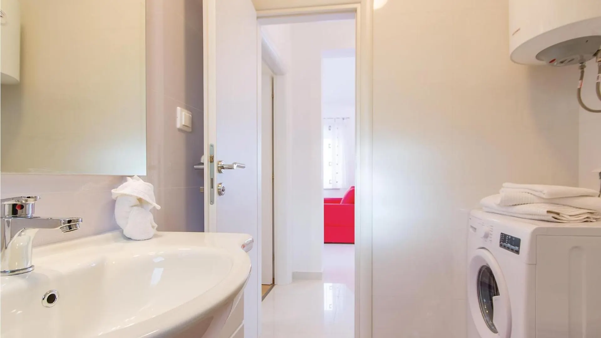 Lovely Home In Pula With Wifi
