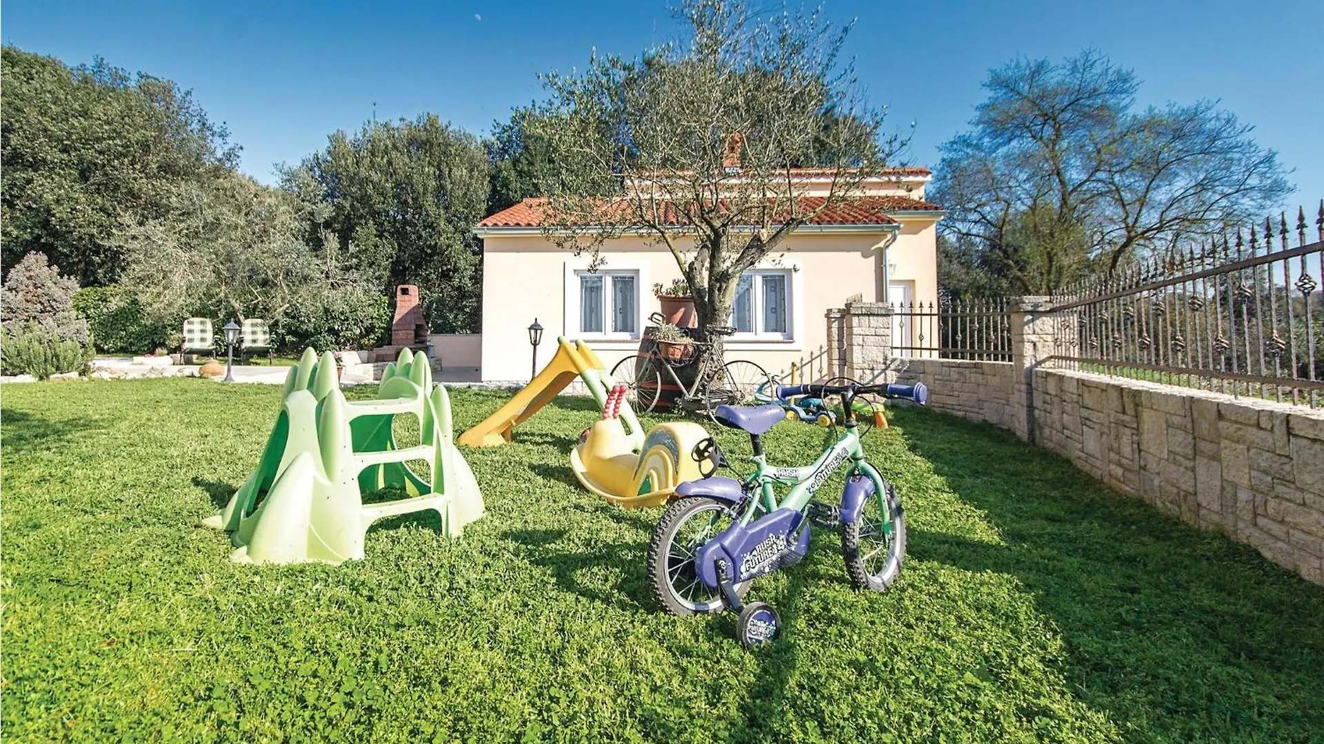 Ferienhaus Lovely Home In Pula With Wifi